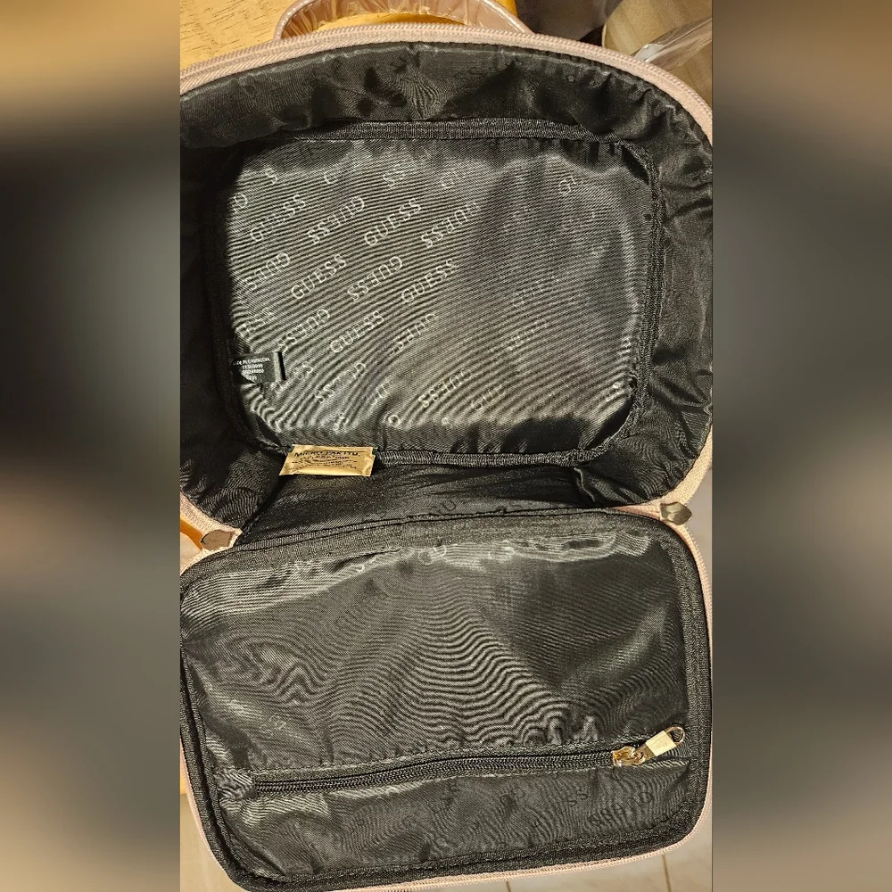 Guess Blush Cosmetics Bag